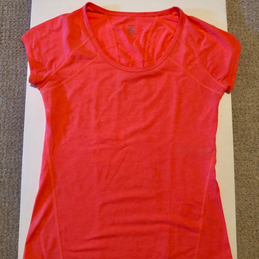 Zella Scoopneck TShirt.  Size M.